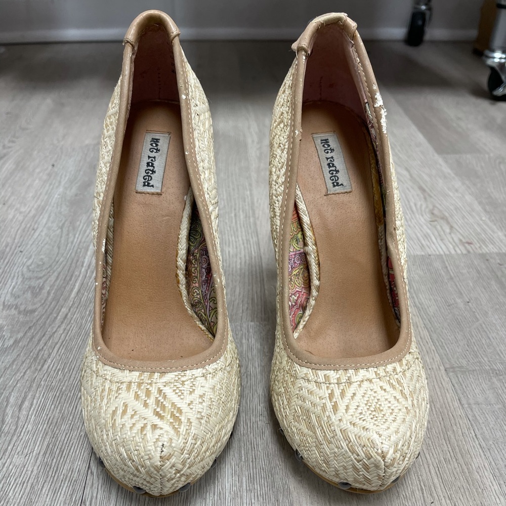 Not rated heels